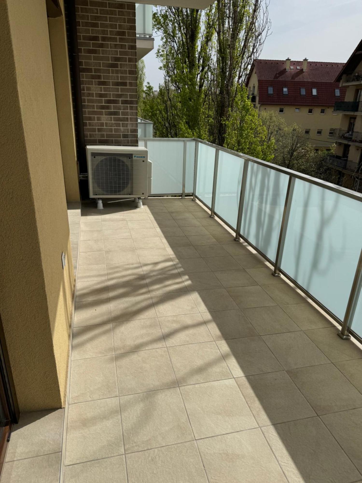 Luxury Cordia Apartment With Free Parking ブダペスト エクステリア 写真